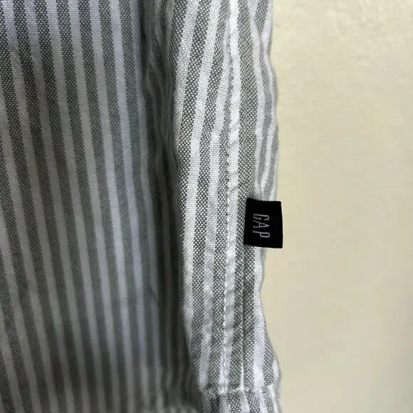 Classic GAP Striped button down shirt - Picture 3 of 4